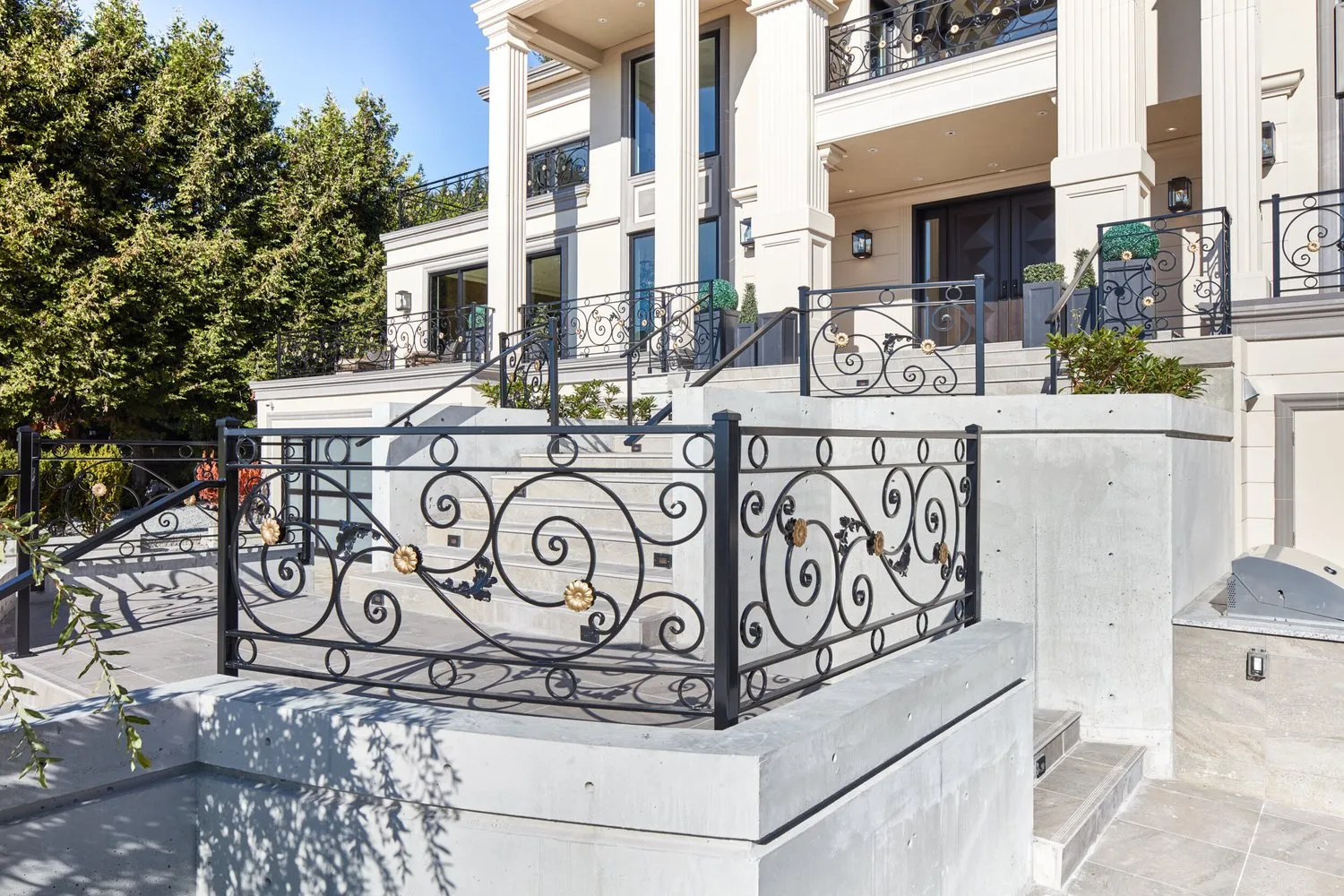 Entrance stairs holding grade, British Properties, West Vancouver