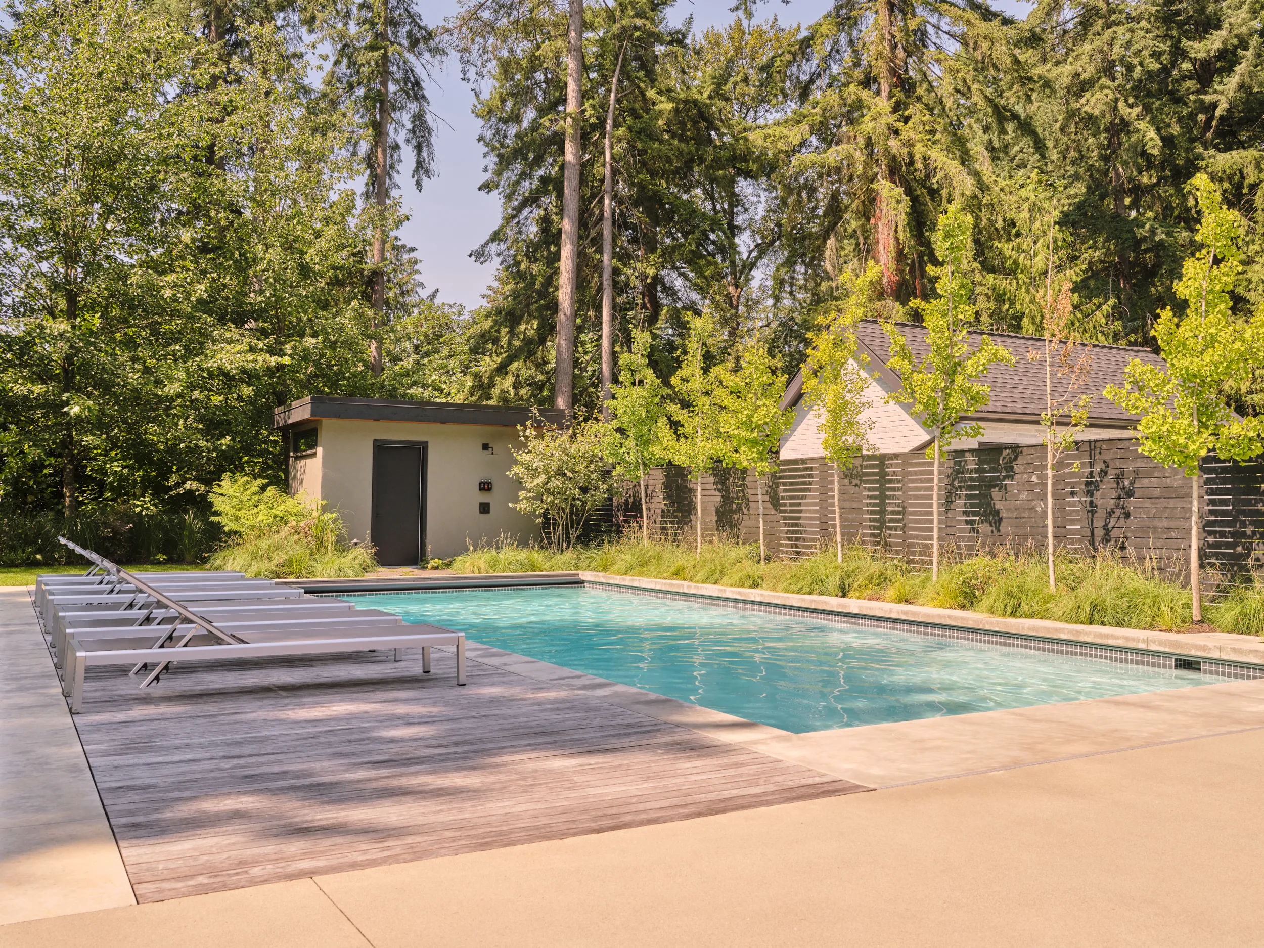Architectural concrete pool house, Capilano, North Vancouver — Dankor Construction