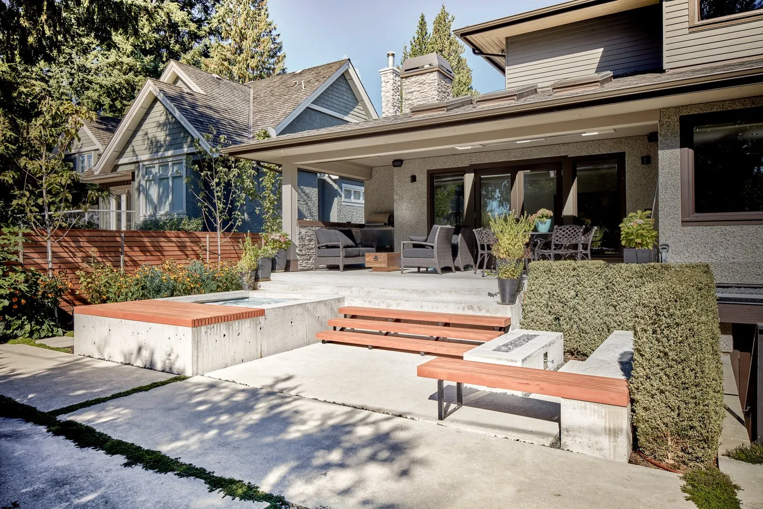 Architectural concrete and sunken pool, Edgemont, North Vancouver