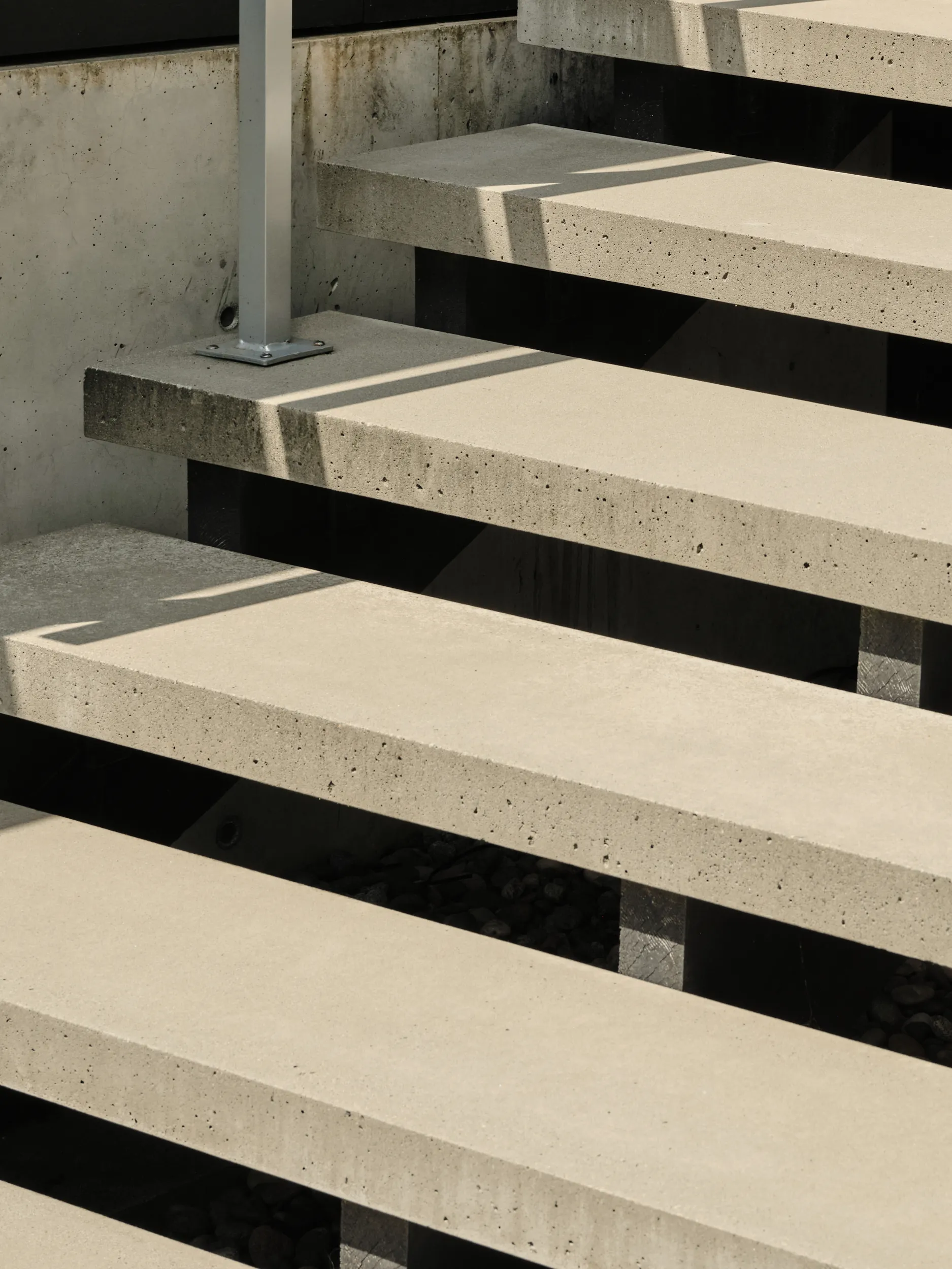 Poolside seating and concrete decking, Marine project